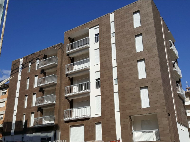 Condominio Villa Gioia Via F. Filomusi Guelfi n.21 AQ