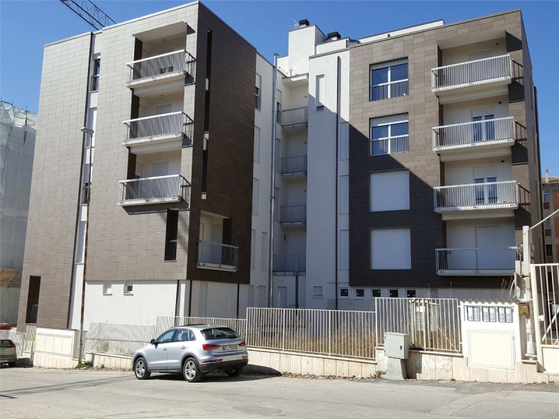 Condominio Villa Gioia Via F. Filomusi Guelfi n.21 AQ