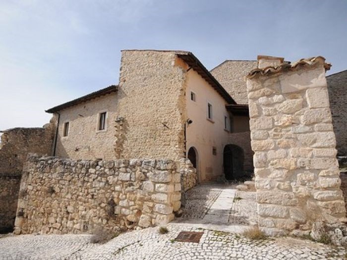 Borgo Fortificato Castelcamponeschi